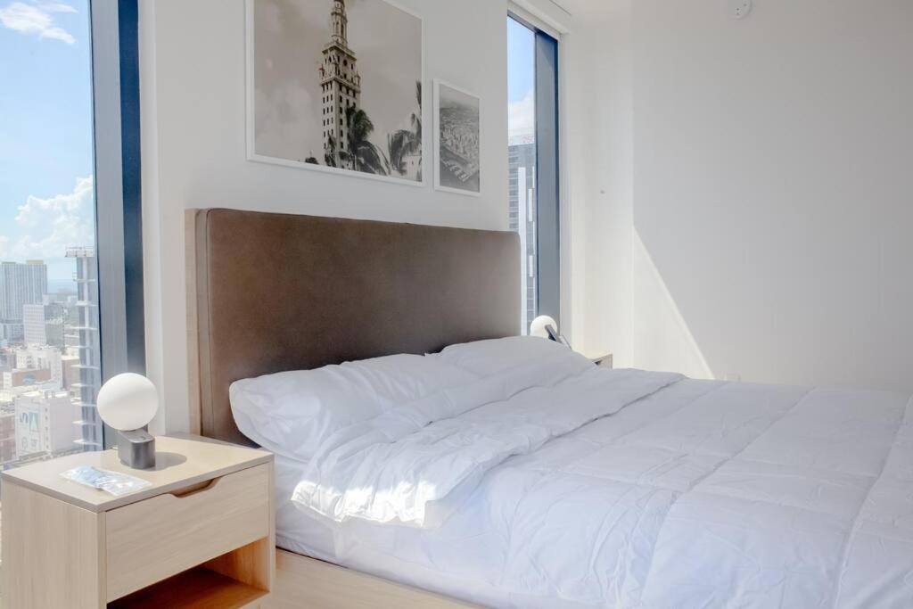 Luxury High Rise Haven Apartment