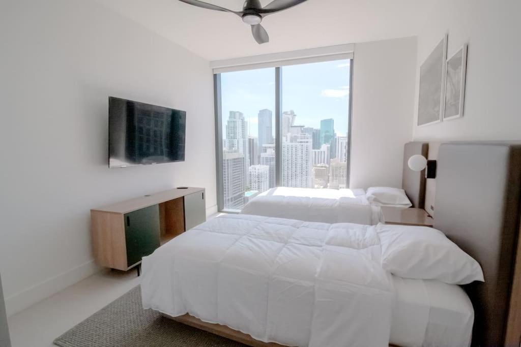 Apartment Luxury High Rise Haven Miami