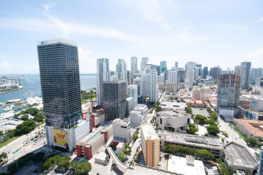 Luxury High Rise Haven * Miami
